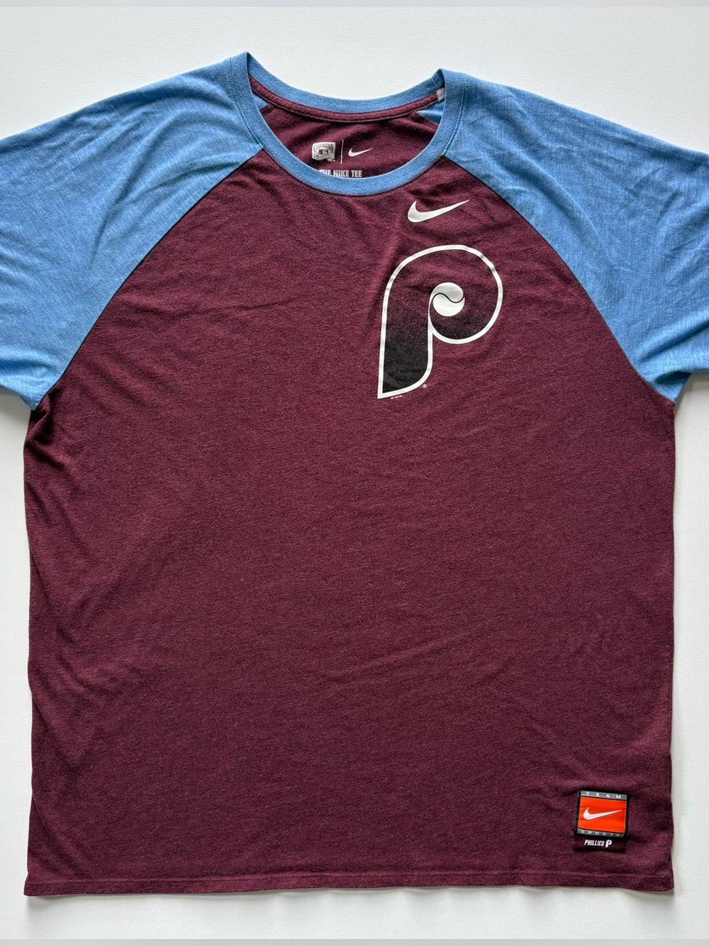Nike Copperstown Philadelphia Phillies Raglan Shirt Mens XXL 3/4 Sleeve Red Blue